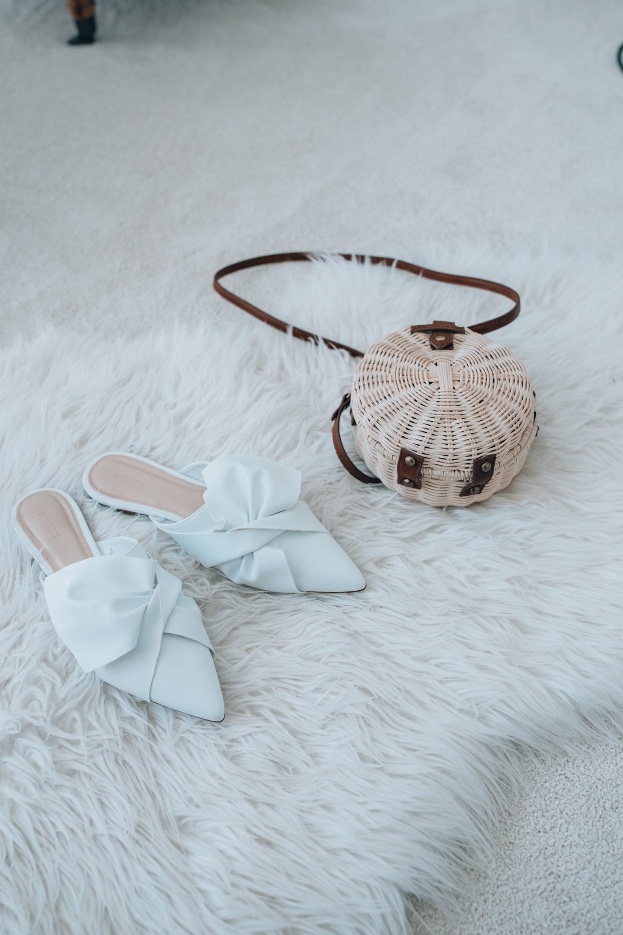 Chicago fashion blogger Happily Inspired is sharing the best spring and summer shoes at every budget! Espadrilles, sandals, sneakers and more.