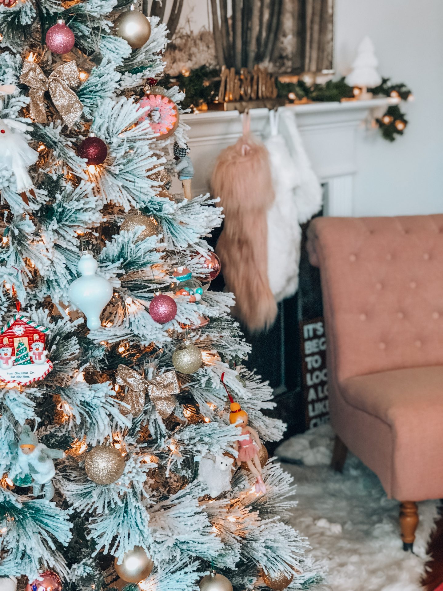 white christmas tree decor