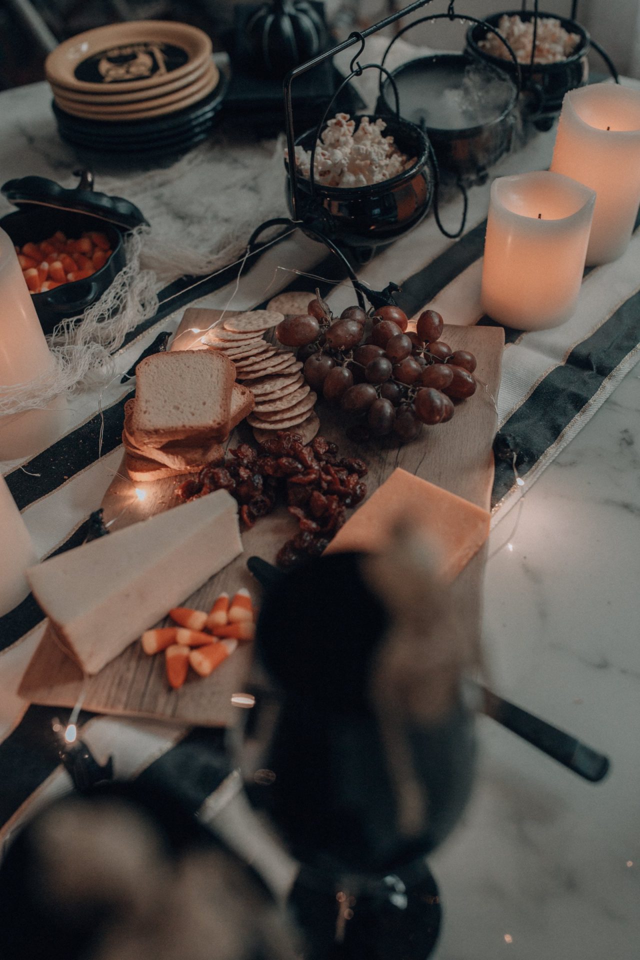 halloween table decor