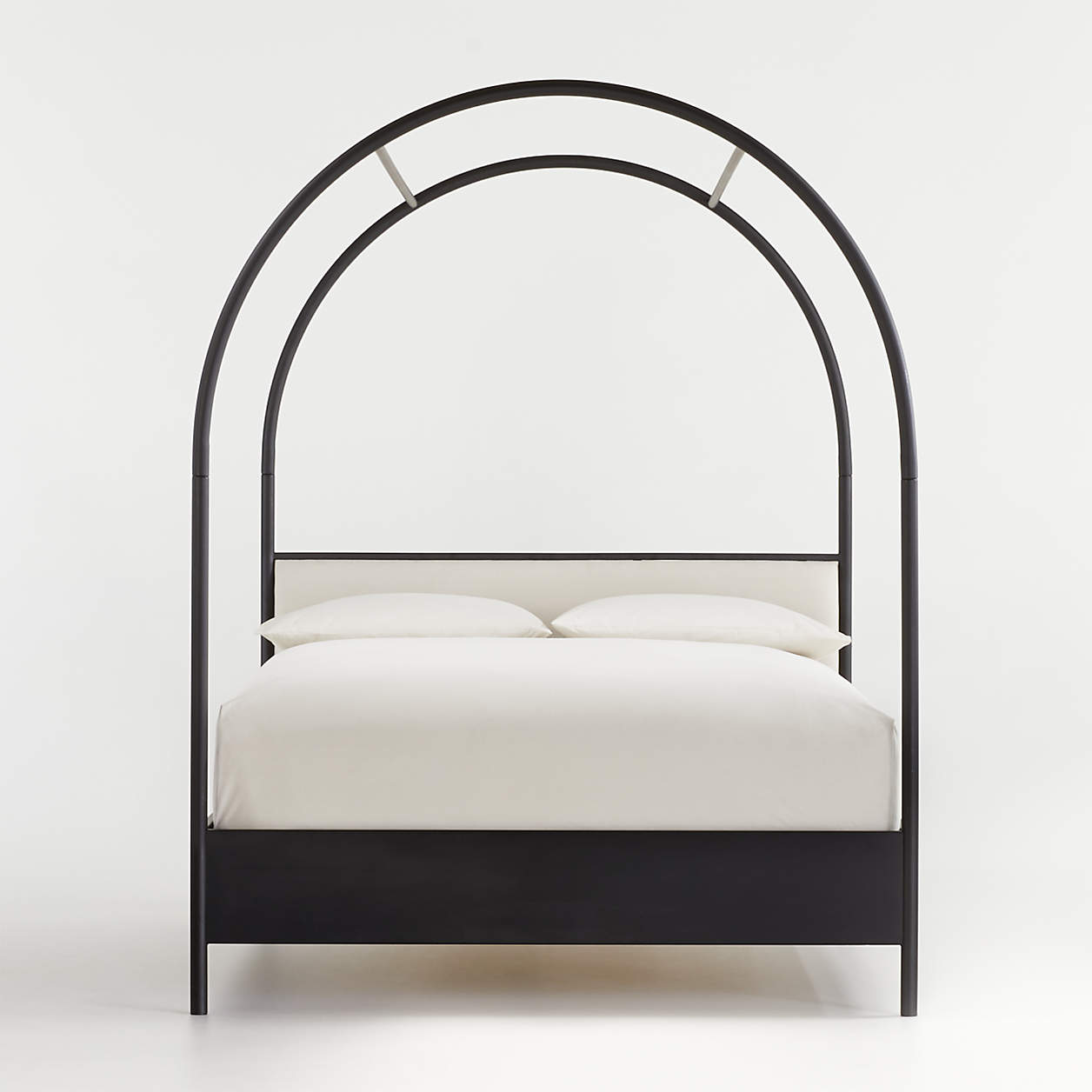 arched canopy bed