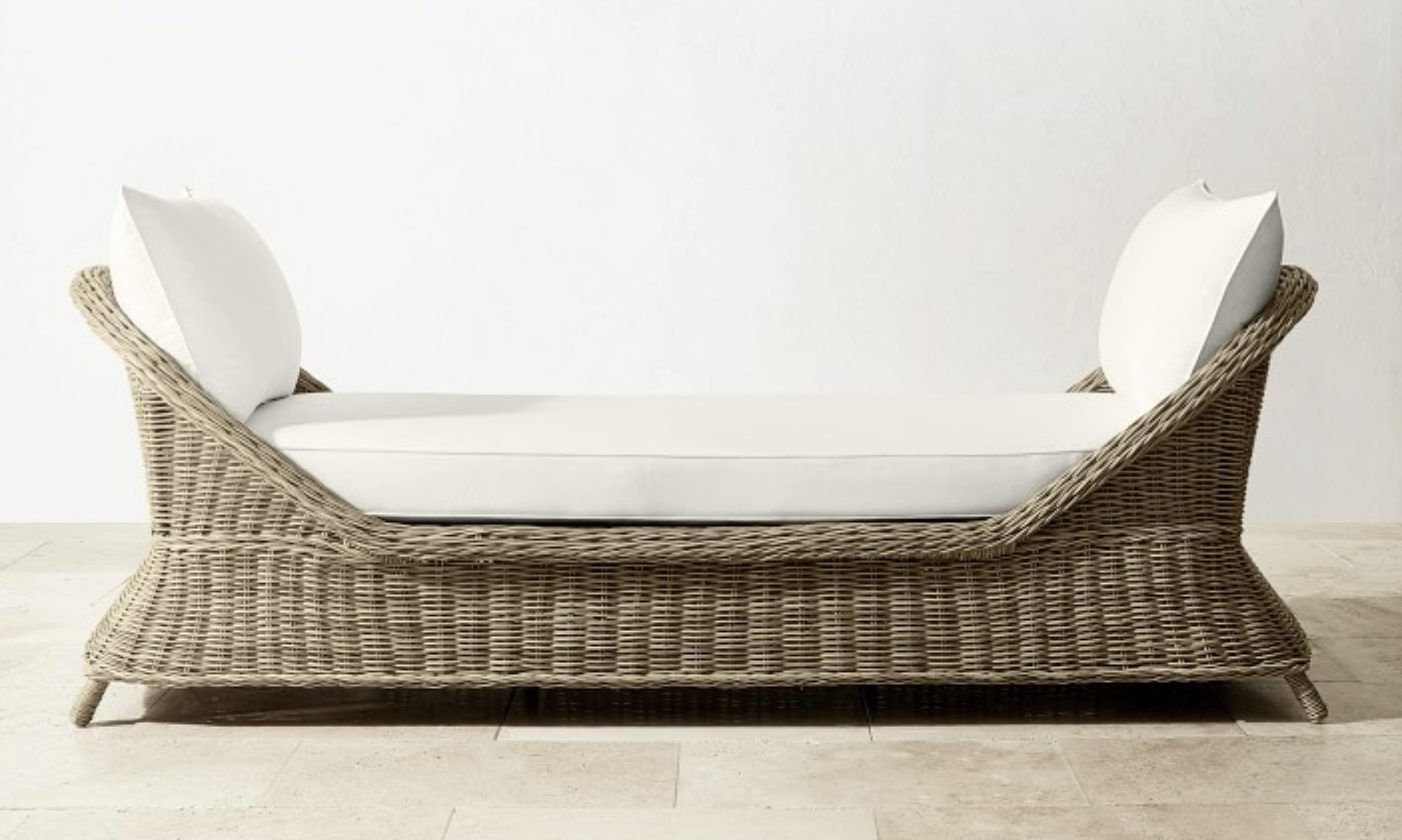 outdoor daybed