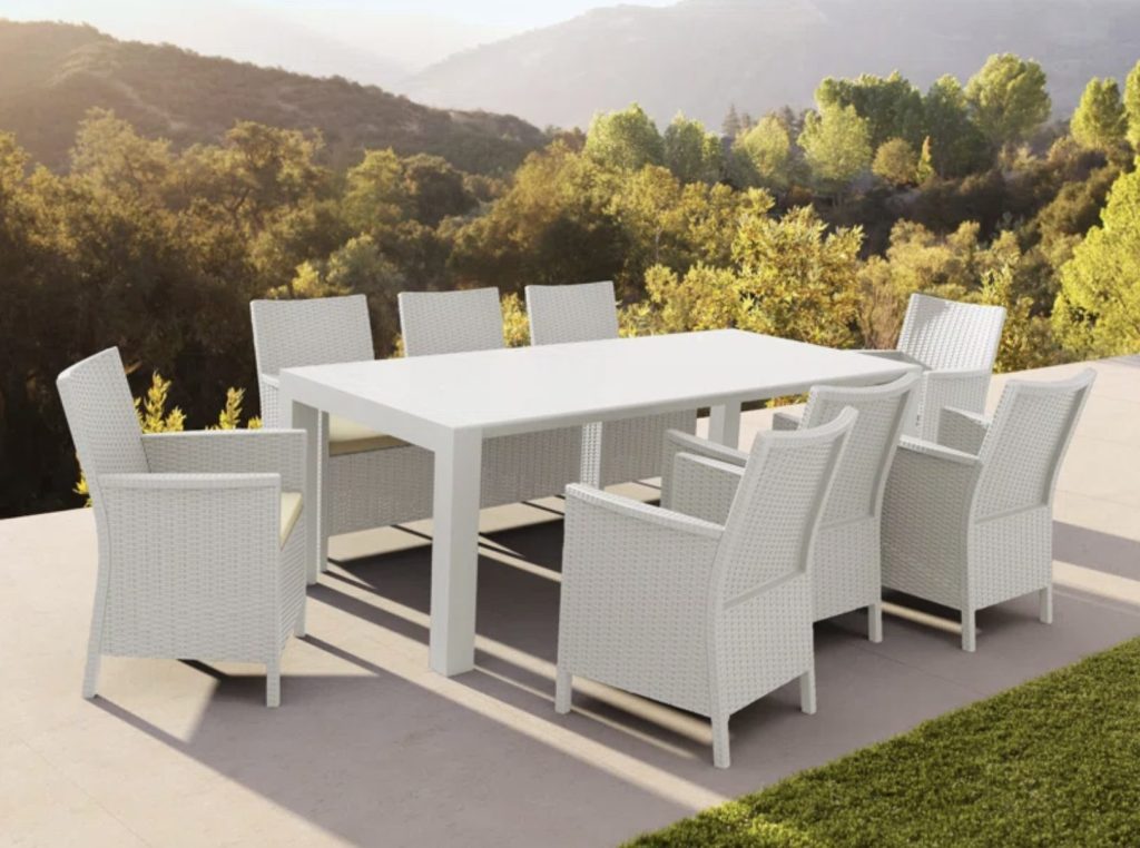 extendable outdoor dining table