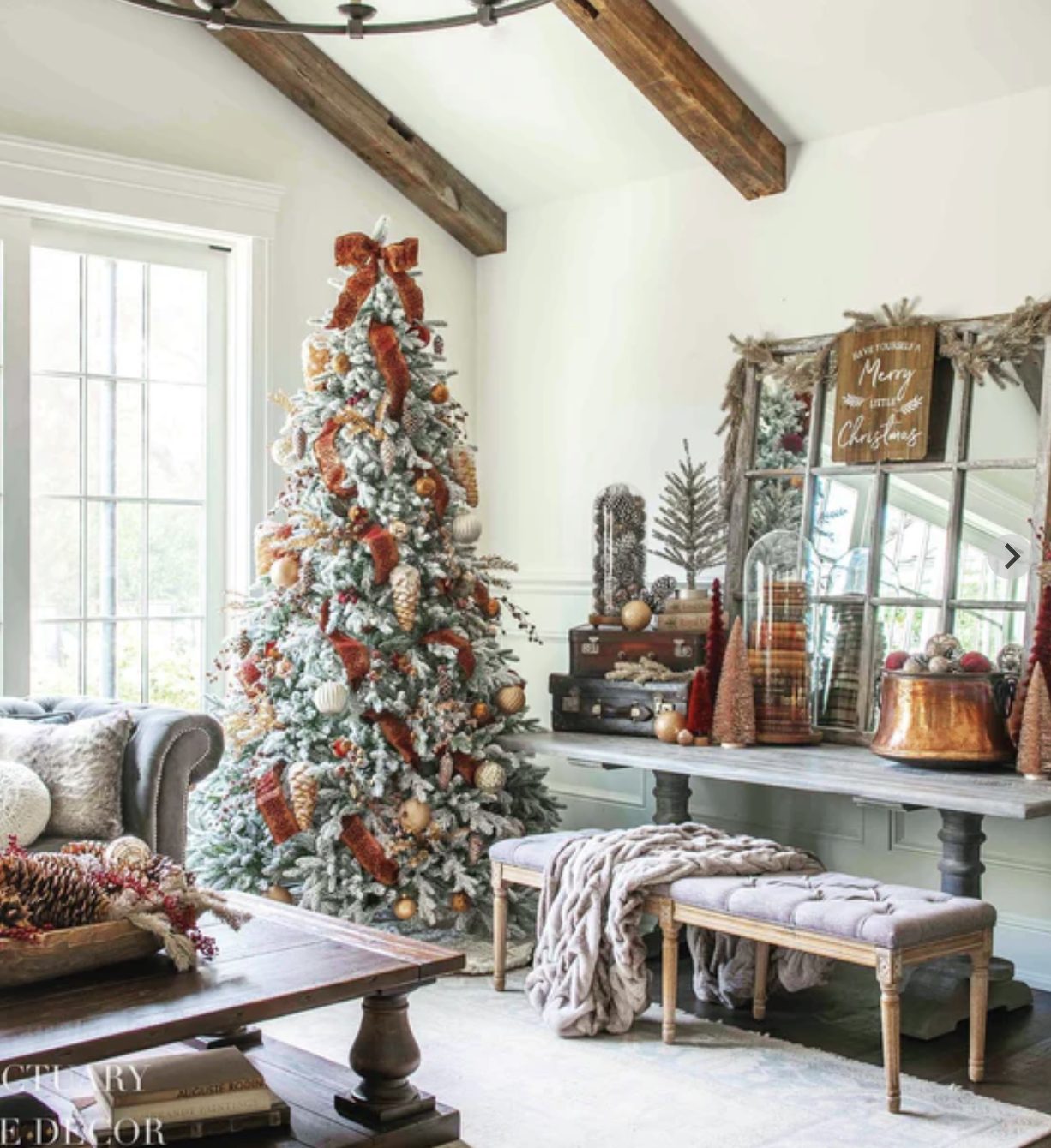 25 Best Flocked Christmas Trees That are Stunning (2023) Happily Inspired